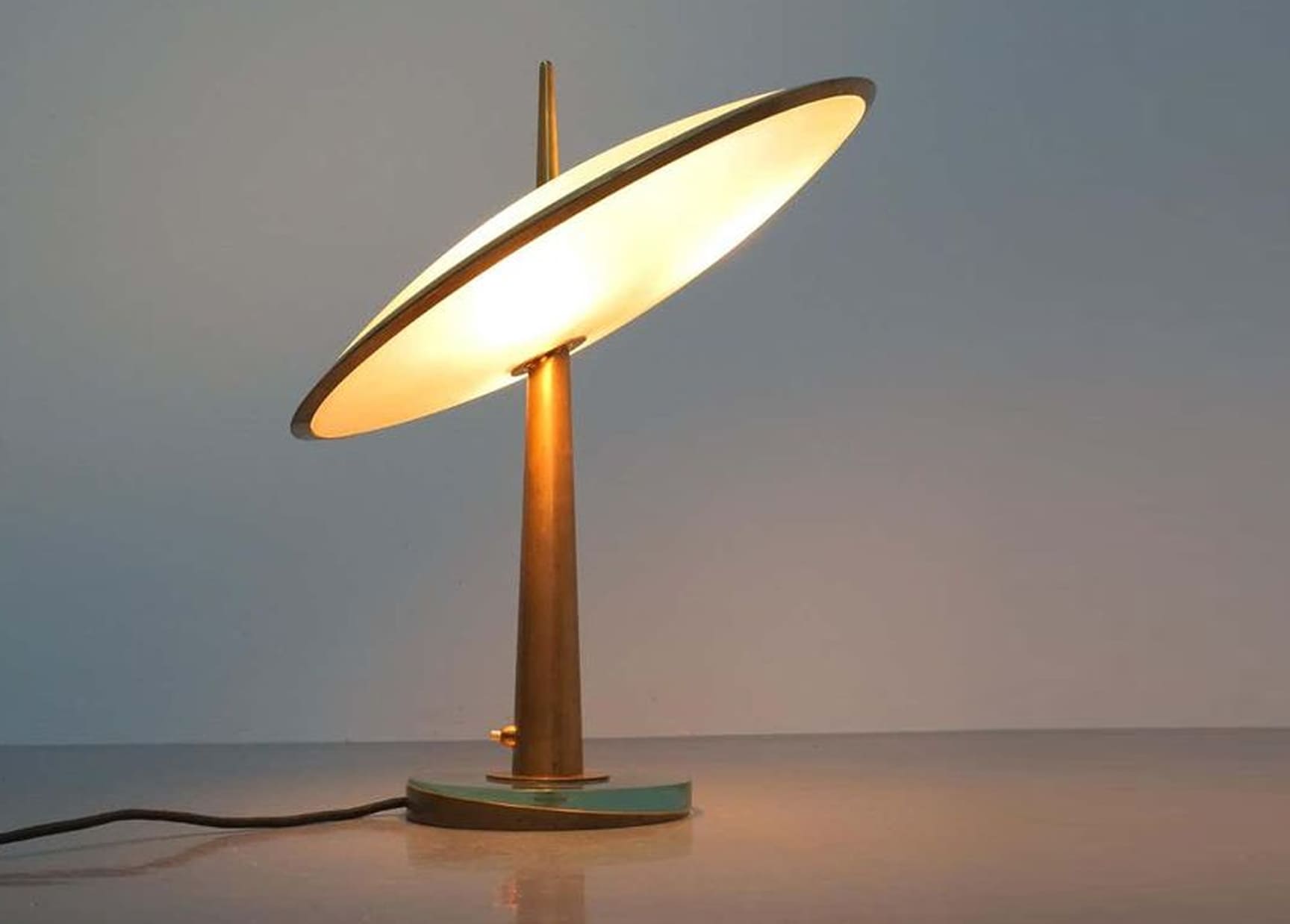 Lampe Disco Volante modèle 1538 Max Ingrand estimation